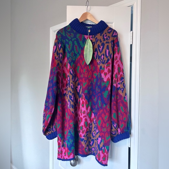 FARM Rio Dresses & Skirts - Farm Rio Mixed Leopard Pop Sweater Dress XL